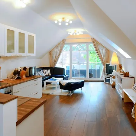 Apartment Neue Reihe 28 - Vogelnest *