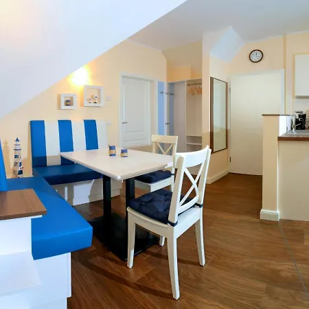 Neue Reihe 28 - Vogelnest Apartment Ostseeheilbad Zingst