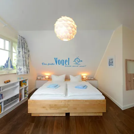 Neue Reihe 28 - Vogelnest Ostseeheilbad Zingst